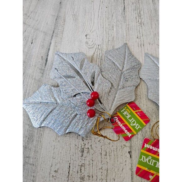 Silver glitter poinsettia leaf ornament decor Xmas metal plant new - Picture 3 of 6